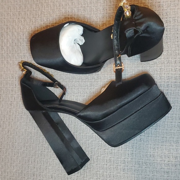 Saten Platform Pumps - Picture 4 of 6